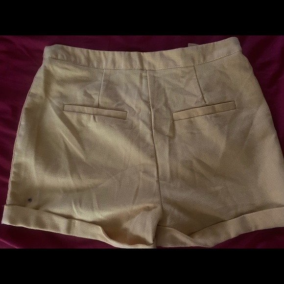 Like an Angel Shorts Size L - Picture 2 of 3